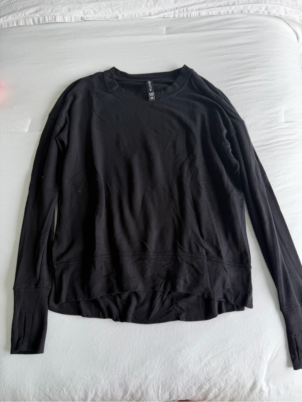 Athleta Black Long-Sleeve Crewneck Pullover